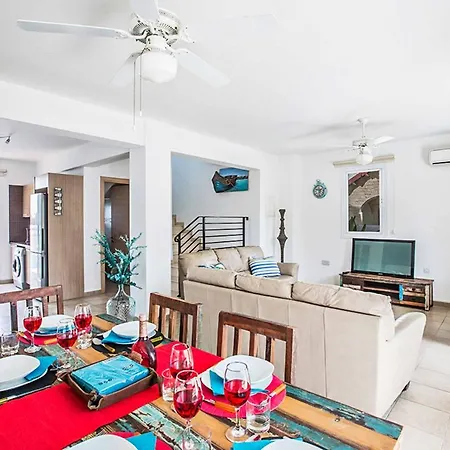 Pepper Villa Protarász